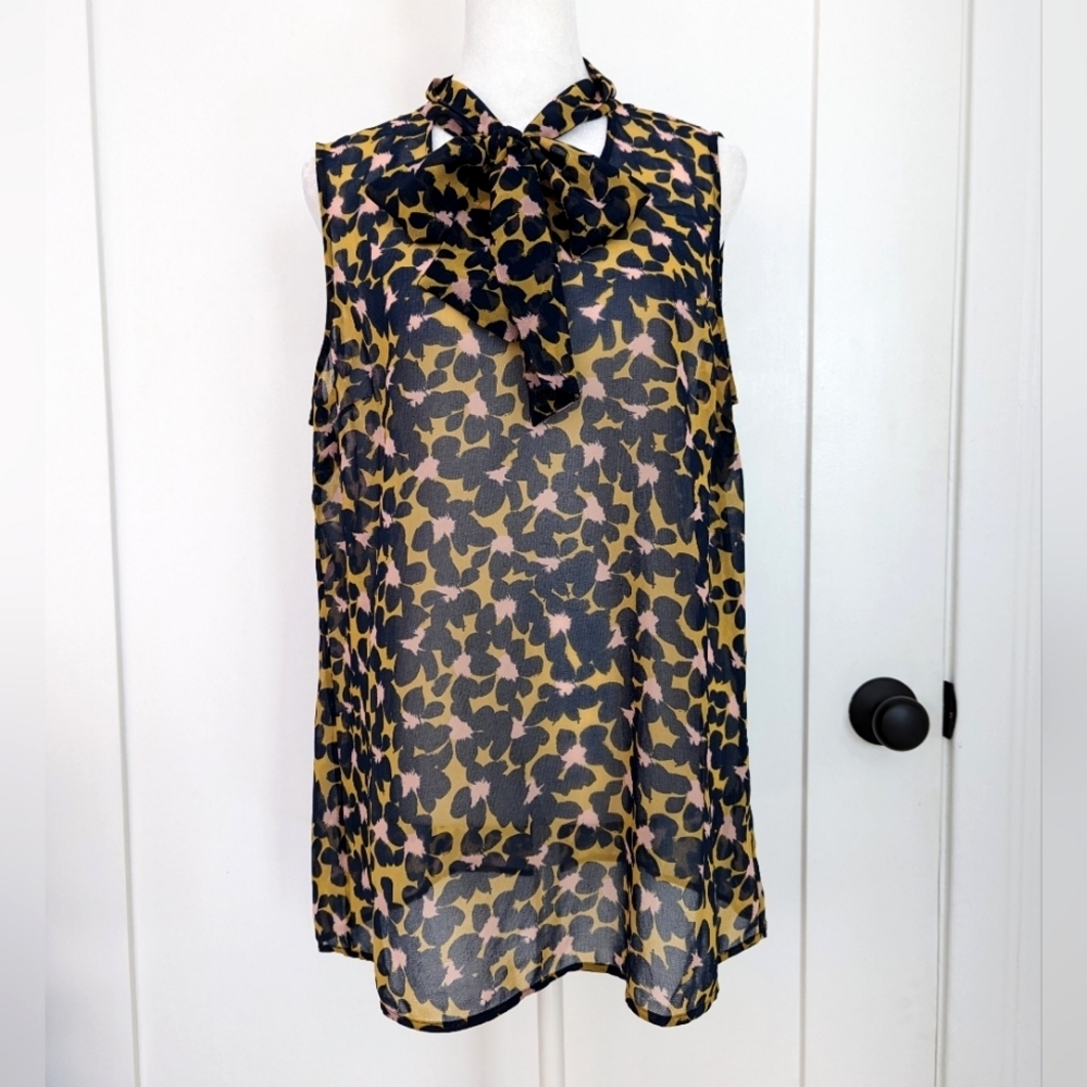 Cabi Flynn Top - tie collar - size medium